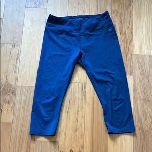 The North Face blue capri legging. Size large.